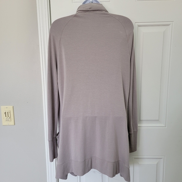 Athleta Gray Open Waterfall Long Sweater Pockets Magnetic Close Soft Cozy Size S - Picture 7 of 10